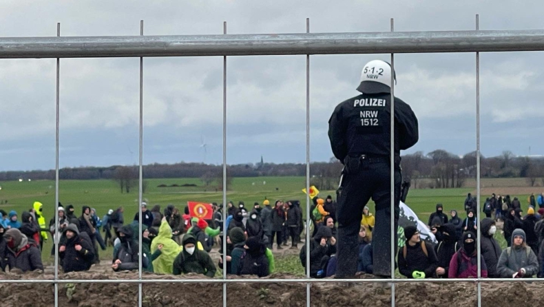 Kilkadziesiąt osób rannych w starciach aktywistów z policją w Luetzerath - ZielonaGospodarka.pl