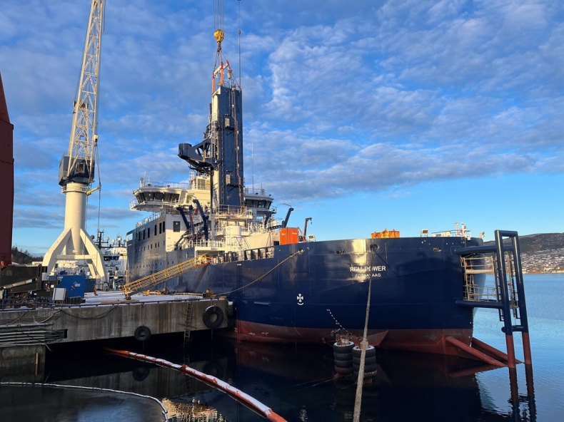 RWE czarteruje nowe CSOV firmy Rem Offshore - ZielonaGospodarka.pl