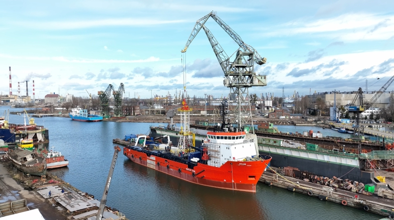 Statek należący do Lotos Petrobaltic z pierwszym w Polsce systemem wiertniczym - ZielonaGospodarka.pl