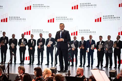 Prezydent Duda otwierając Kongres 590 przypomniał o transformacji energetycznej i szczycie klimatycznym  - ZielonaGospodarka.pl