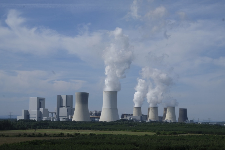 Niemcy: zdecydowana większość obywateli przeciwna rezygnacji z energetyki jądrowej - ZielonaGospodarka.pl