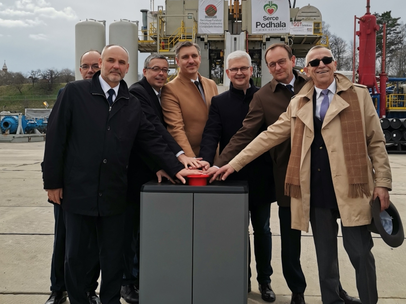 Uroczyście rozpoczęto drążenie 7-km odwiertu geotermalnego - ZielonaGospodarka.pl