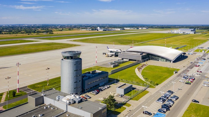 Transport materiałów radioaktywnych także przez lotnisko w Jasionce - ZielonaGospodarka.pl