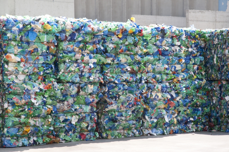 Polska nadal nie traktuje odpadów jako surowca, a sektor recyklingu potrzebuje wsparcia [WIDEO] - ZielonaGospodarka.pl