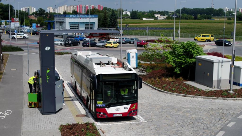 Elektryczne Solarisy wzmocnią flotę autobusów MZK w Opolu - ZielonaGospodarka.pl