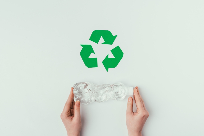 Misz-masz bez konsekwencji. Amerykańscy naukowcy z nową metodą recyklingu plastiku - ZielonaGospodarka.pl