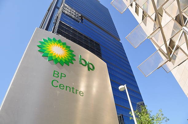 Gigant BlackRock popiera apele, aby potentat naftowy BP „przyspieszył” realizację planów na rzecz klimatu  - ZielonaGospodarka.pl