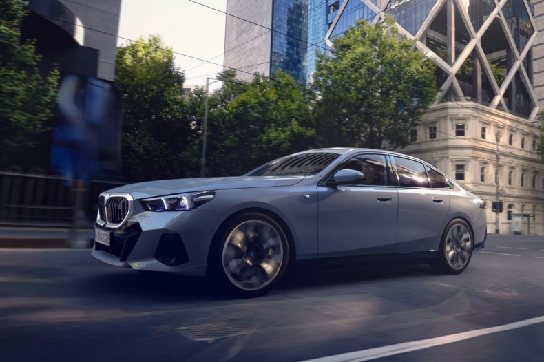 BMW chce produkować w Monachium od 2027 tylko auta elektryczne, ale globalnie nie rezygnuje z silników spalinowych - ZielonaGospodarka.pl
