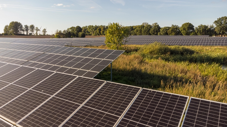 Enefit dostarczy zieloną energię do zakładów produkcyjnych Toms Group w Polsce - ZielonaGospodarka.pl