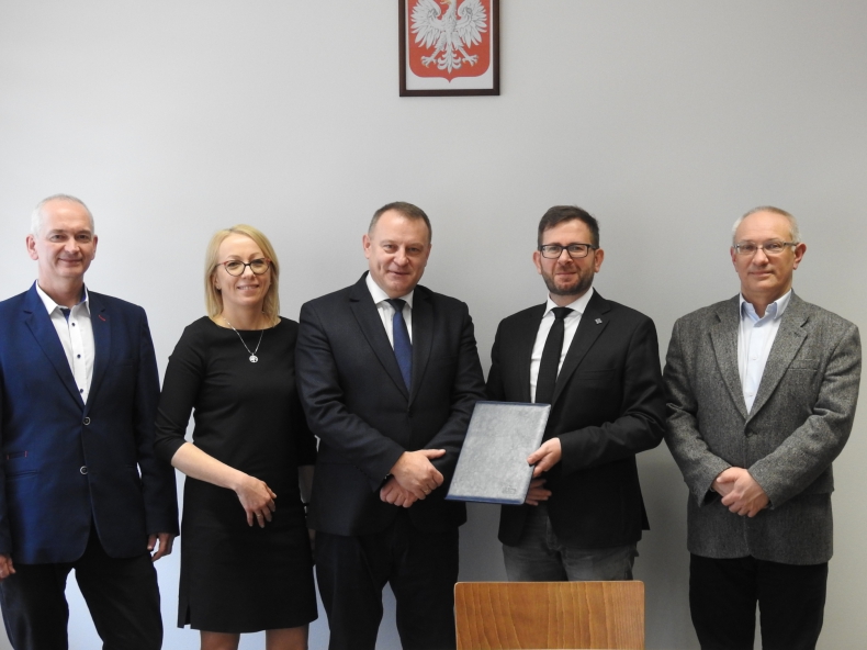 Grupa Azoty i Politechnika Krakowska zamierzają współpracować w obszarze kształcenia oraz prac naukowo-technicznych - ZielonaGospodarka.pl