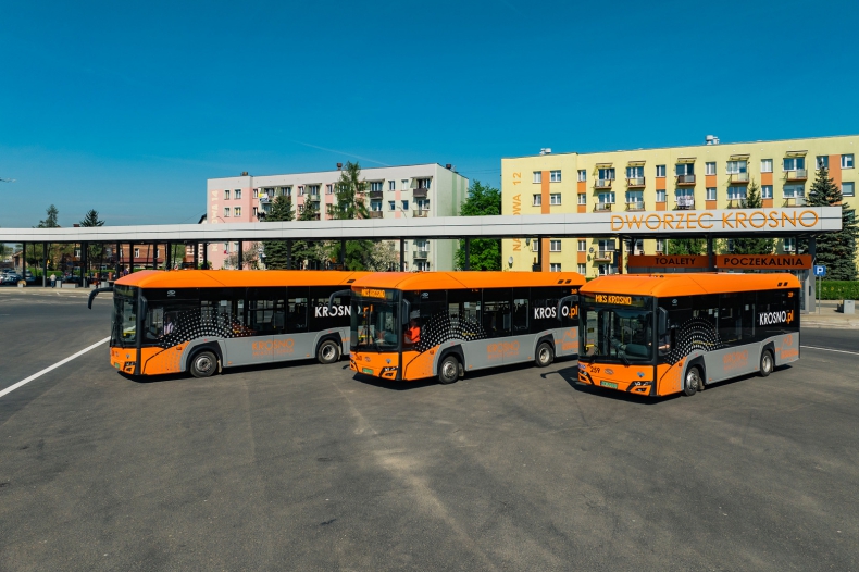 Trzy elektryczne autobusy wyjechały na ulice Krosna - ZielonaGospodarka.pl