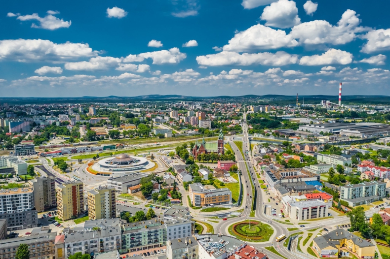 Zakończono zieloną rewitalizację śródmieścia - posadzono ponad 32 tys. roślin - ZielonaGospodarka.pl