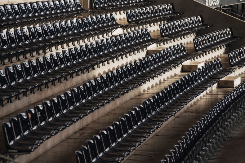  40 tysięcy eko-krzesełek na stadionie Eintrachtu Frankfurt z tworzywa Grupy Azoty - ZielonaGospodarka.pl