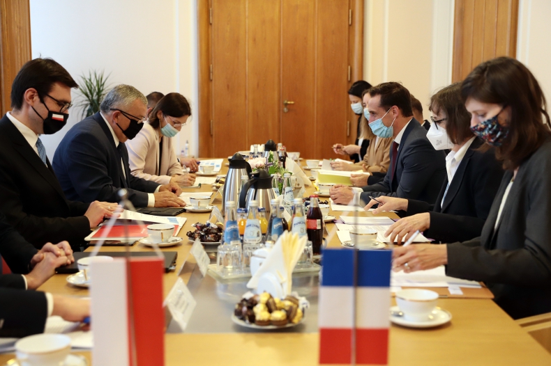 Polsko-francuskie rozmowy o Pakiecie Mobilności i zrównoważonym transporcie - ZielonaGospodarka.pl