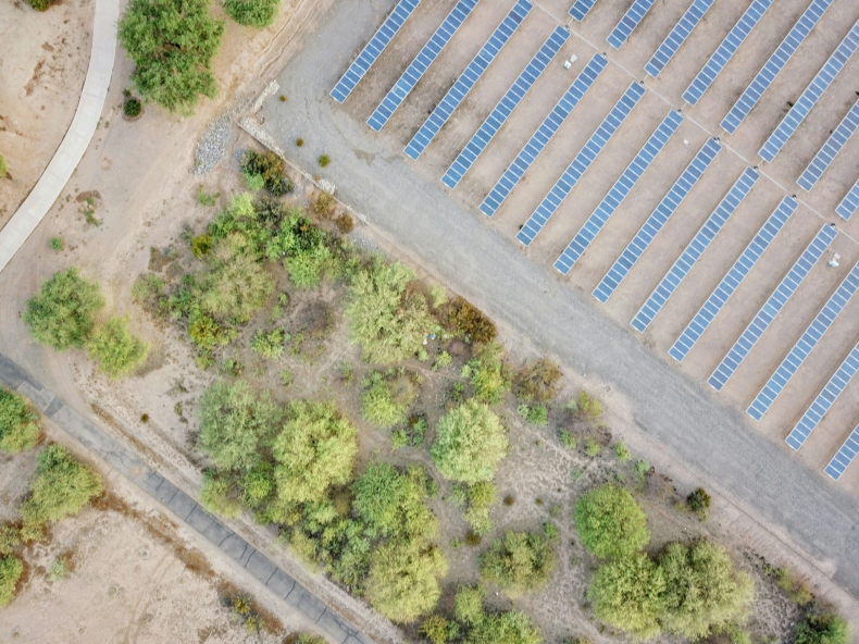 Trzynaście państw UE wytwarza już więcej energii z OZE niż z paliw kopalnych. Polska jeszcze nie, ale też bije rekordy w zielonej energii - ZielonaGospodarka.pl