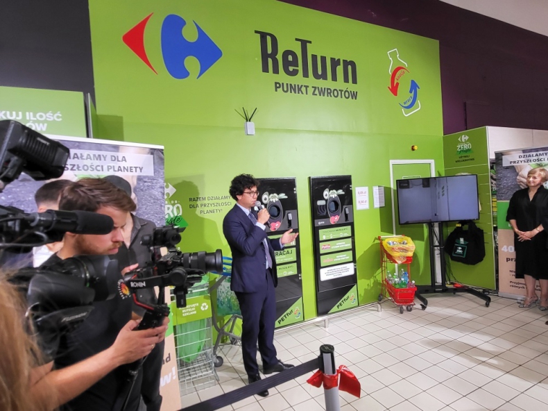 Carrefour uruchomił pilotaż systemu kaucyjnego - ZielonaGospodarka.pl