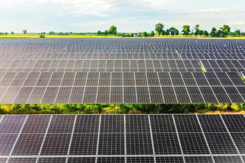 Grupa Greenvolt sprzedaje zespół farm PV Opalenica  - ZielonaGospodarka.pl