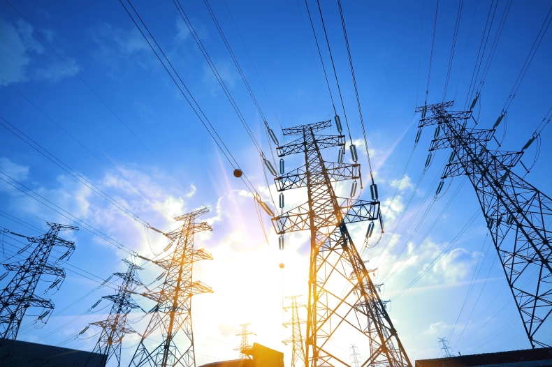 Energetyka - raport "Sieć do zmiany 2.0.". Potrzebne są wielkie inwestycje i zmiany prawa - ZielonaGospodarka.pl