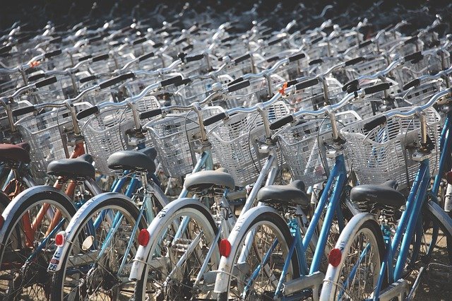 Holendrzy przesiadają się z rowerów tradycyjnych na elektryczne - ZielonaGospodarka.pl