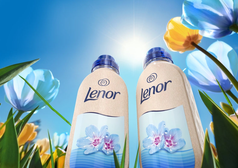 Procter & Gamble ogłasza pierwszy, pilotażowy projekt butelki papierowej Lenor - ZielonaGospodarka.pl