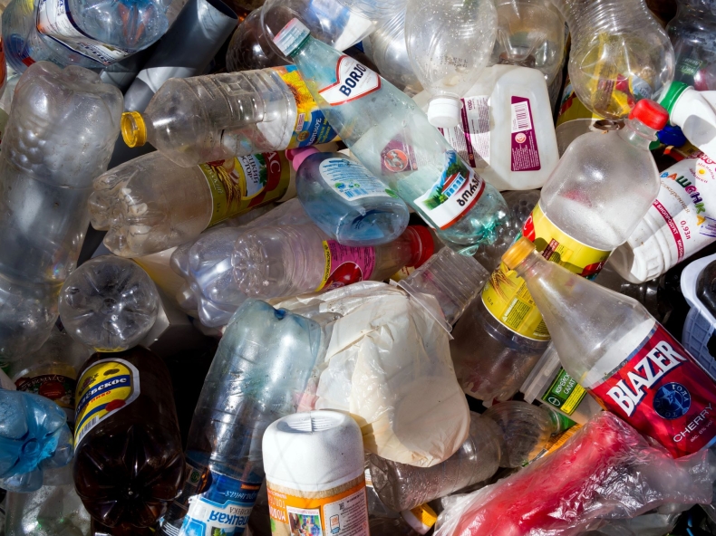 Fiasko negocjacji ws. traktatu o walce z zanieczyszczeniem plastikiem - ZielonaGospodarka.pl