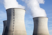 Praca trzech reaktorów atomowych we Francji została wstrzymana przez upały