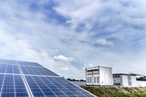 Unia ma potroić moce magazynów. To recepta na marnowanie energii z OZE 