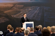 Minister energii: do 2040 Polska będzie korzystała głównie z OZE i atomu