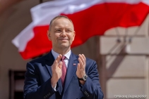 Prezydent nie rezygnuje z referendum klimatycznego. Złoży nowy wniosek do Senatu
