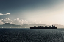 Rekordowy przyrost potencjału terminali importowych LNG w 2025. Największy import LNG z Rosji do UE w I połowie 2026 r.  [ANALIZA]