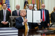 Donald Trump zatwierdził porozumienie nuklearne USA-Arabia Saudyjska. Energetyka i wzbogacania uranu