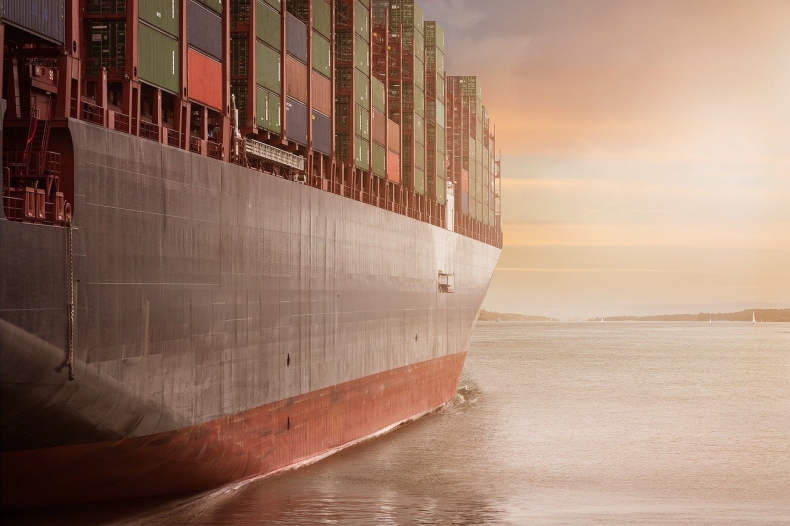 Zeroemisjyne kontenerowce Maersk dekarbonizują łańcuchy dostaw światowych gigantów  - ZielonaGospodarka.pl