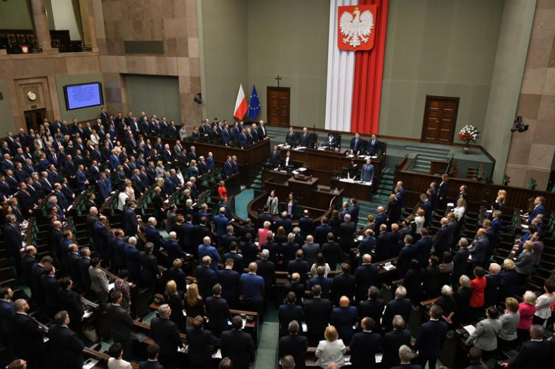 Poprawki senackich komisji do zmiany ustawy o OZE - ZielonaGospodarka.pl