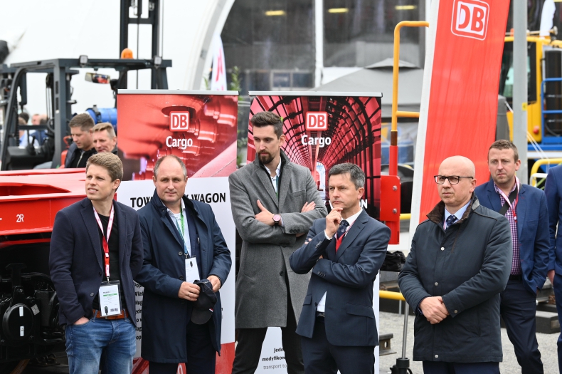 DB Cargo Polska zmienia oblicze transportu kolejowego w Europie - ZielonaGospodarka.pl