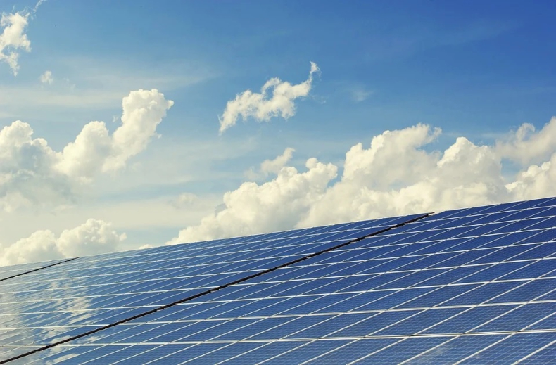 SEG Solar zwiększa zdolności produkcyjne w Kambodży - ZielonaGospodarka.pl