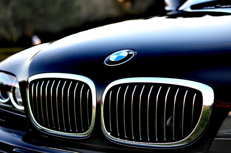 BMW inwestuje w technologię ekologicznego pozyskiwania litu - ZielonaGospodarka.pl