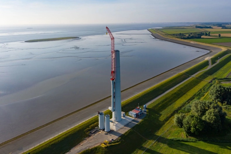 RWE buduje farmę wiatrową na wale przeciwpowodziowym w Holandii  - ZielonaGospodarka.pl