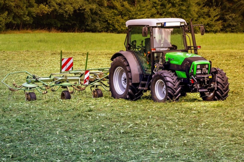 Raport: można zmniejszyć emisję gazów cieplarnianych w rolnictwie - ZielonaGospodarka.pl