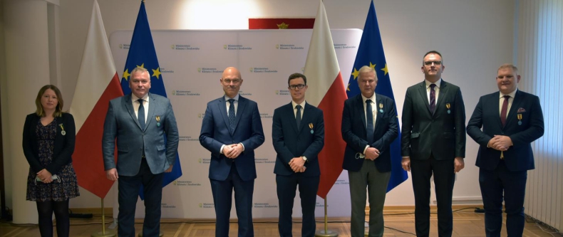 Wręczenie odznak honorowych Ministra Klimatu i Środowiska - ZielonaGospodarka.pl