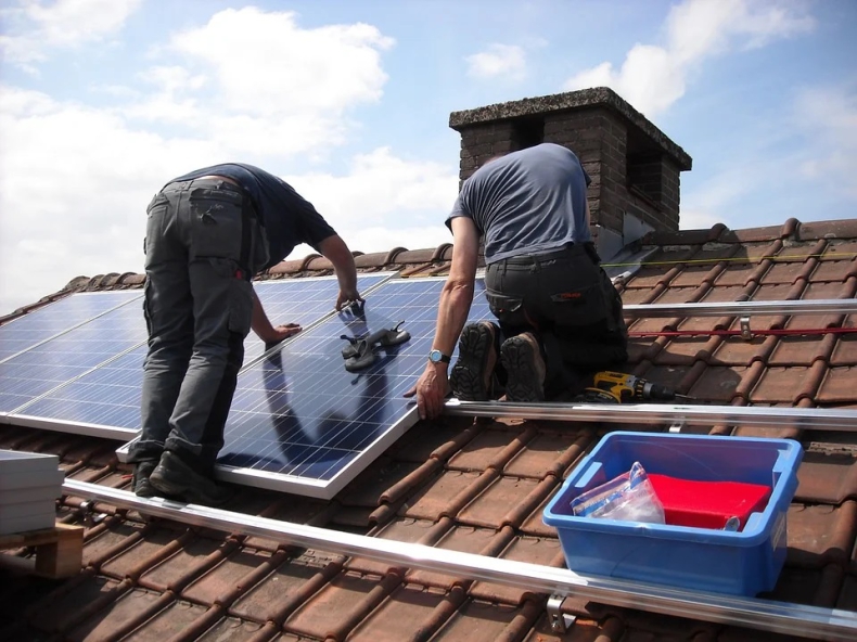 Jak znaleźć pracę w OZE? SolarPower Europe i Google łączą siły #SolarWorks [VIDEO] - ZielonaGospodarka.pl