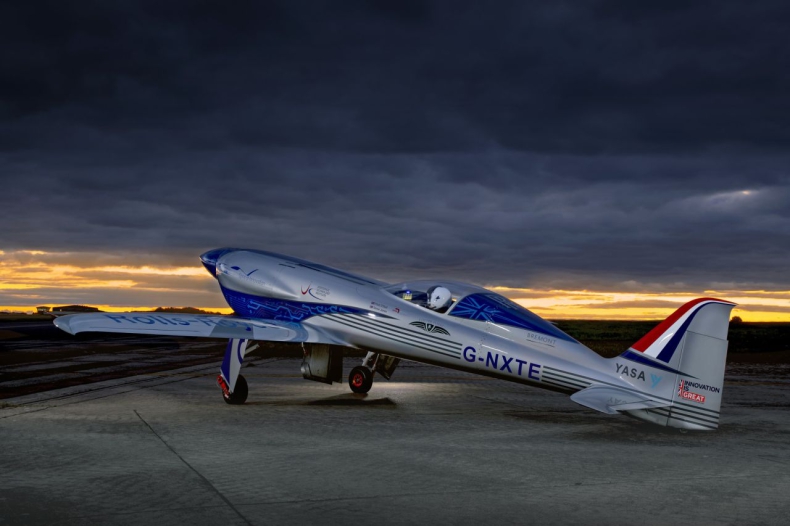 Samolot Rolls-Royce'a pobił rekord prędkości samolotów elektrycznych [WIDEO] - ZielonaGospodarka.pl