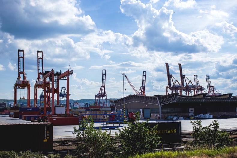 Port Gdynia może bezpiecznie bunkrować ciekły metan - ZielonaGospodarka.pl