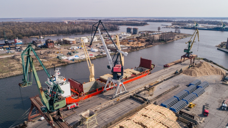 PGNiG : W połowie stycznia spółka spodziewa się dostawy 95 mln m sześc. LNG - ZielonaGospodarka.pl