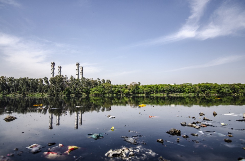 Badanie: na świecie rządy przyznają rocznie 1,8 bln USD firmom szkodzącym środowisku - ZielonaGospodarka.pl