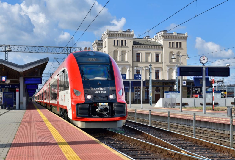 Koleje Dolnośląskie kupiły 12 pociągów elektrycznych od Pesy - ZielonaGospodarka.pl
