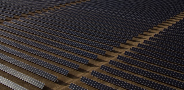 W Grecji powstała największa elektrownia słoneczna w Europie - ZielonaGospodarka.pl