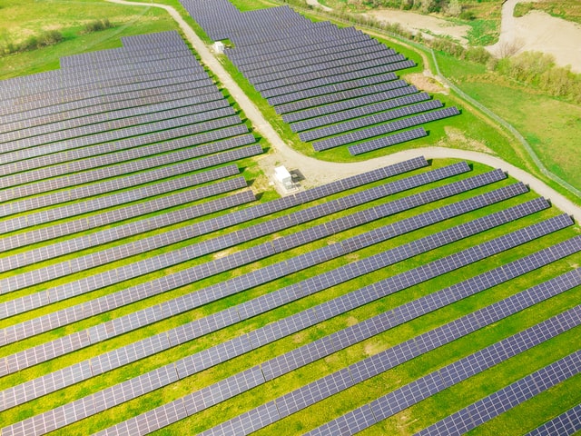 Risen Energy podpisuje umowy na dostawę modułów solarnych o mocy powyżej 2 GW ze stelażem ze stopu stali o wysokiej wytrzymałości - ZielonaGospodarka.pl