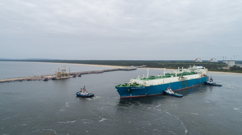 Dotarł pierwszy transport LNG realizowany czarterowanym przez PGNiG statkiem - ZielonaGospodarka.pl