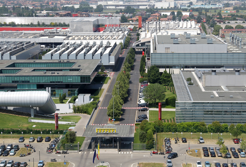 Ferrari współpracuje z Bloom Energy i dekarbonizuje swoją siedzibę we Włoszech - ZielonaGospodarka.pl