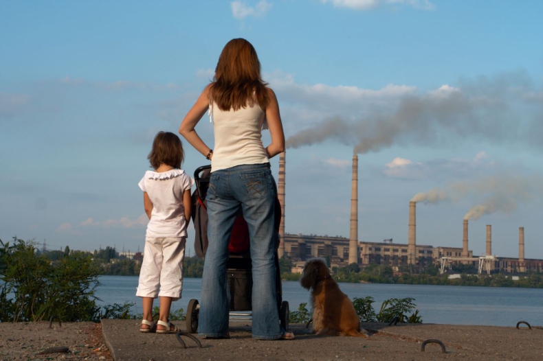 Rodzice dla Klimatu apelują: musimy odejść od spalania węgla, by chronić zdrowie naszych dzieci - ZielonaGospodarka.pl